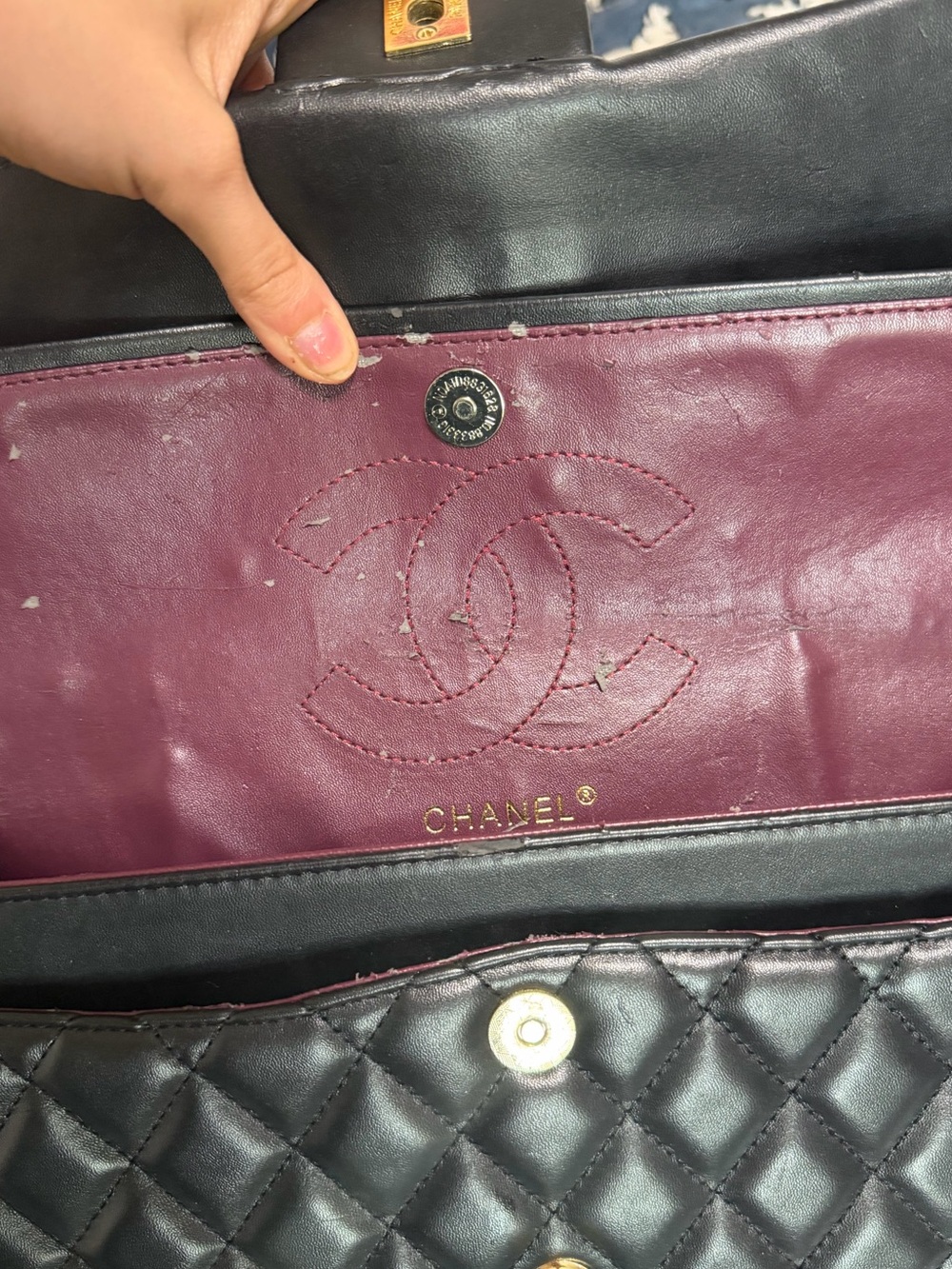Channel Black and Gold Purse - Picture 7 of 10